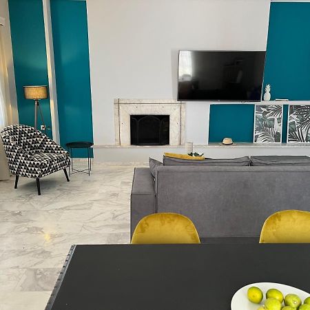 Kalloni Luxury Apartment ヴォロス エクステリア 写真